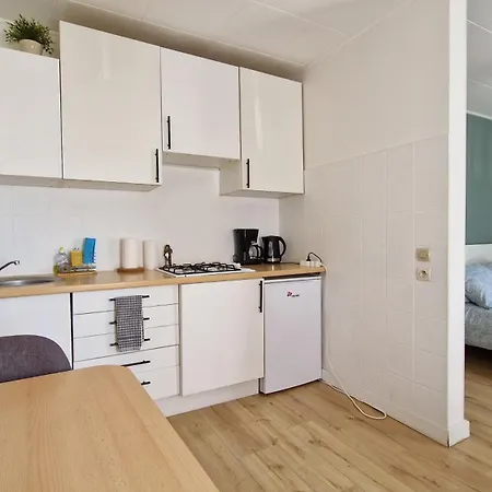 Appartement Spacieux Et Intimiste 8 Avec Parking Fibre Tram T4